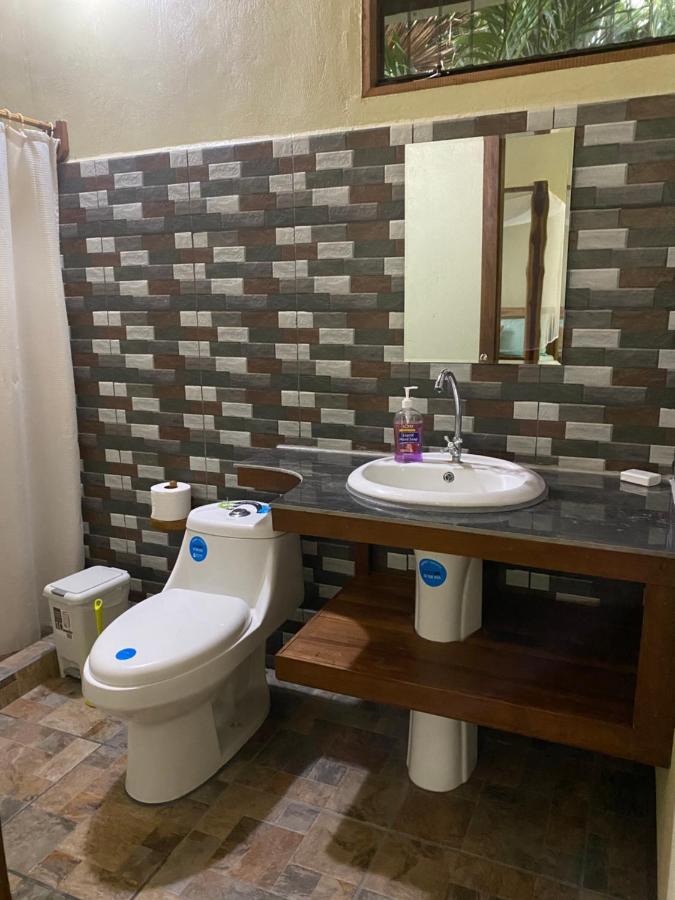 Jazlyn Lodge & Tours Paquera Bagian luar foto